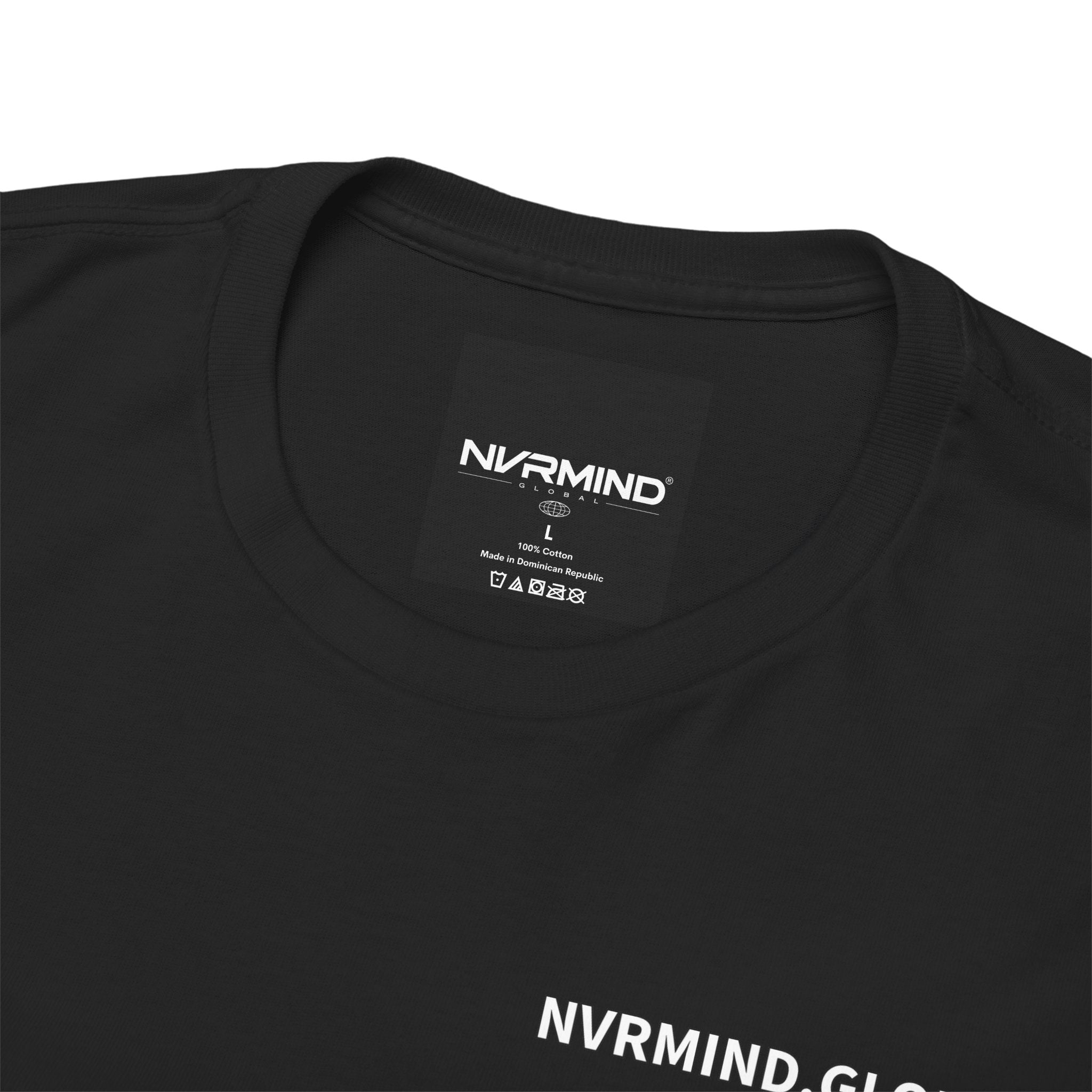 BLACK - IM NOT A POLYGAMIST T-SHIRT